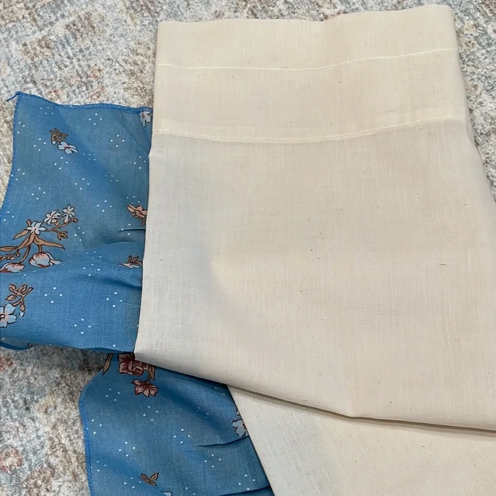 Vintage 80s curtain panel